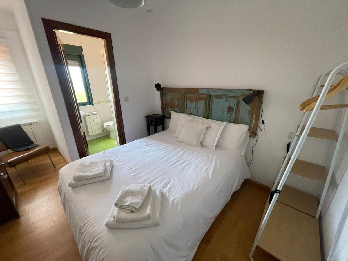 A Cochera Hostel Ferrol Buitenkant foto