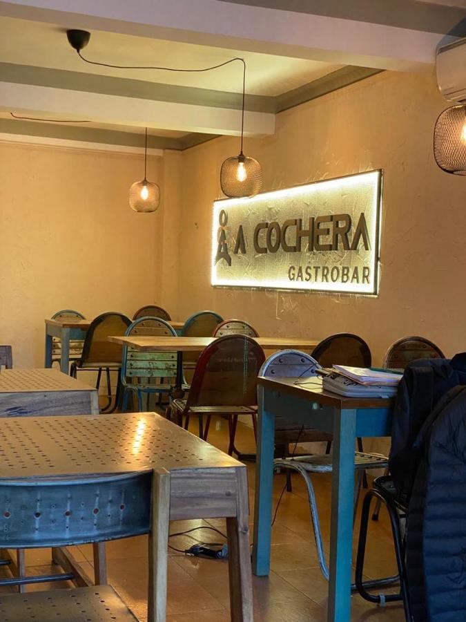 A Cochera Hostel Ferrol Buitenkant foto
